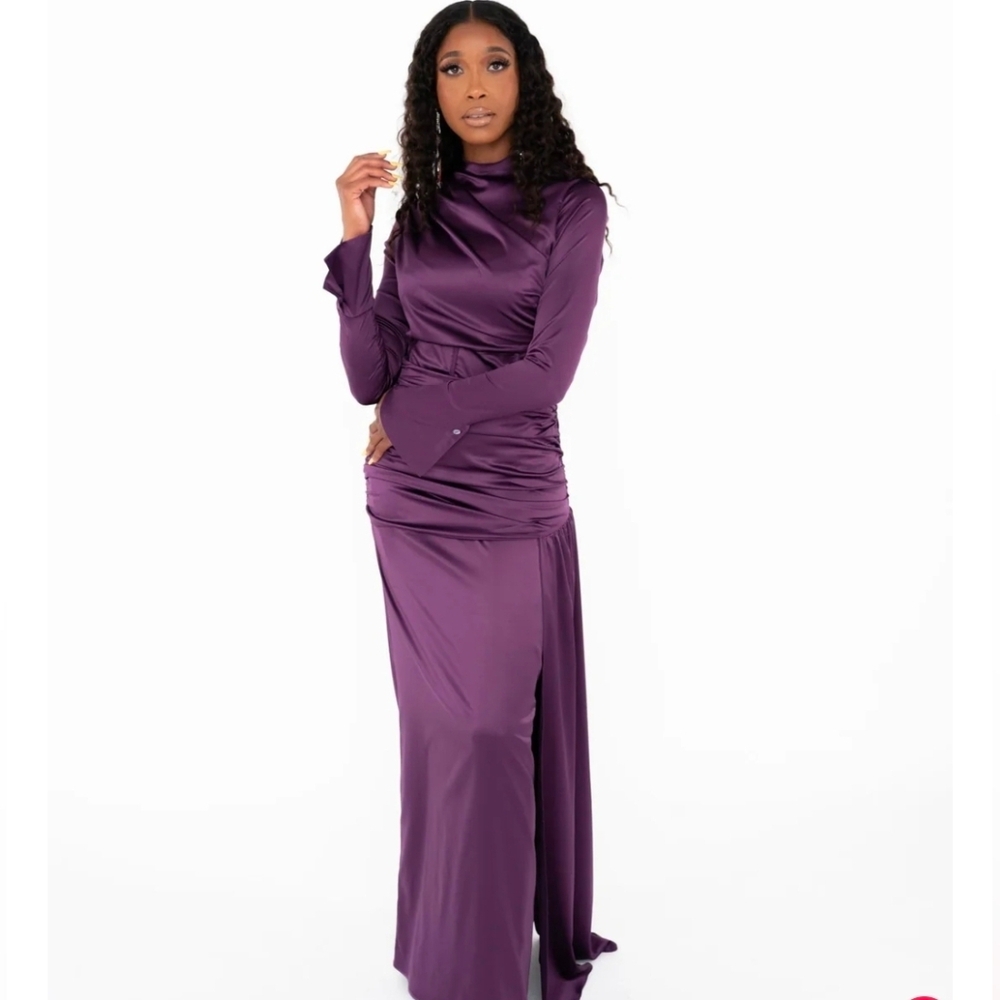 Elegant Purple Evening Gown